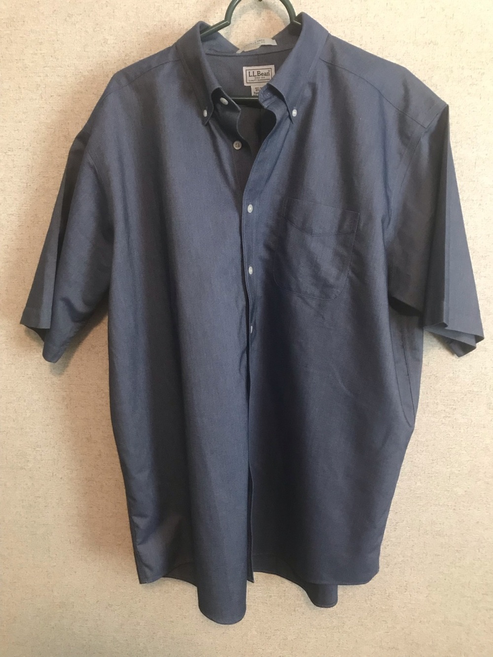 L.L. Bean Classic Short-Sleeve Button-Down Shirt - Navy Size 17 1/2 Reg